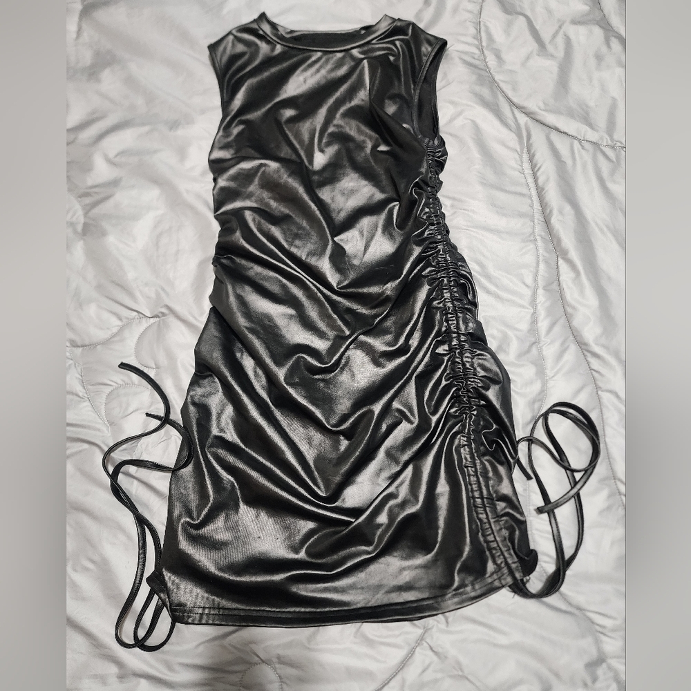 Black pleather dress. EUC. Women's medium. TTS